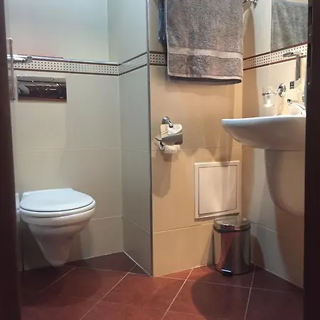 9 In Astera Apartment